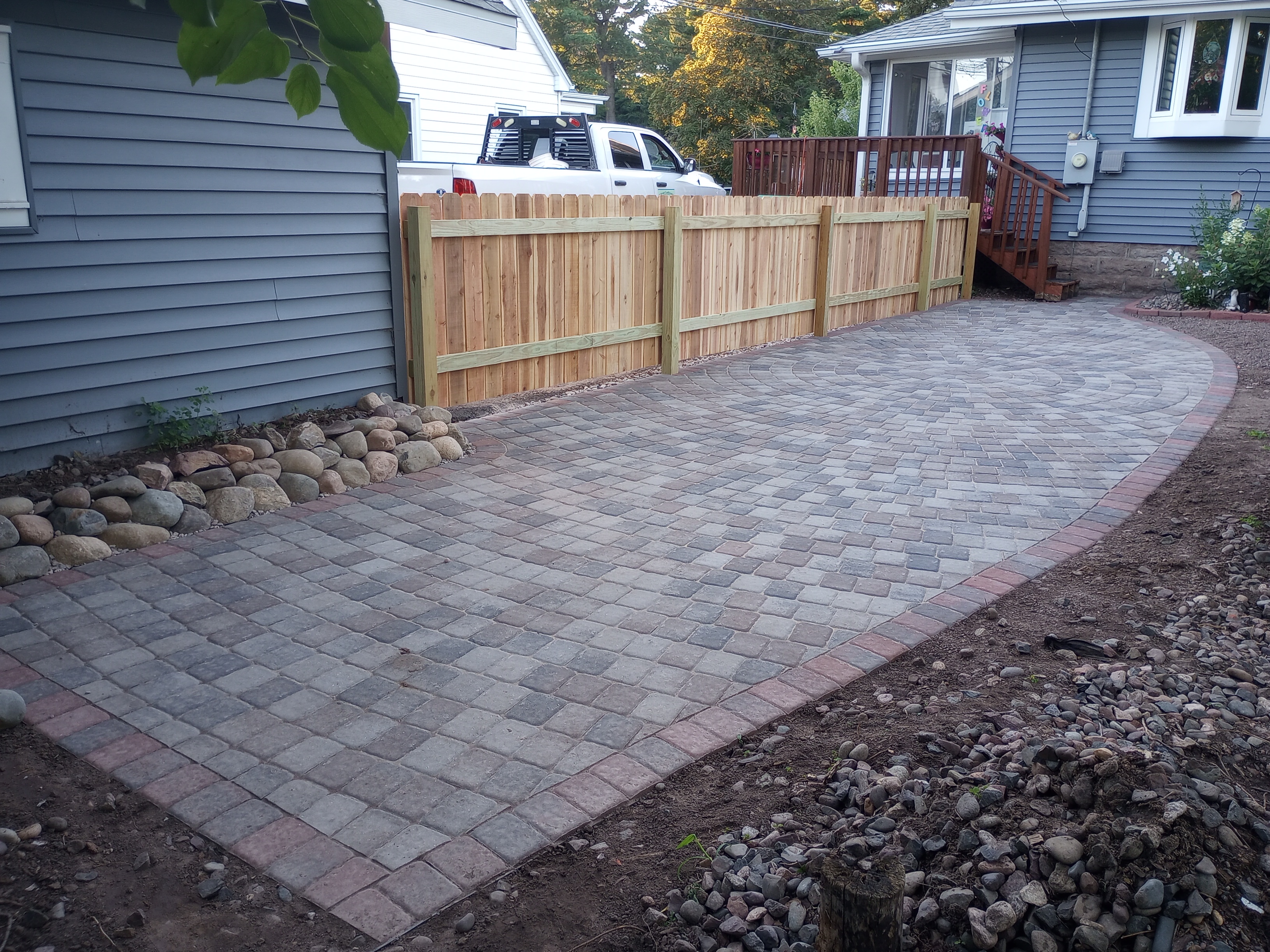 Patrow Patio 2022